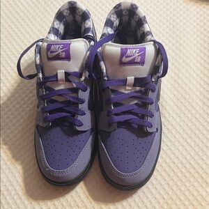 Nike Dunks men’s size 10
Never worn